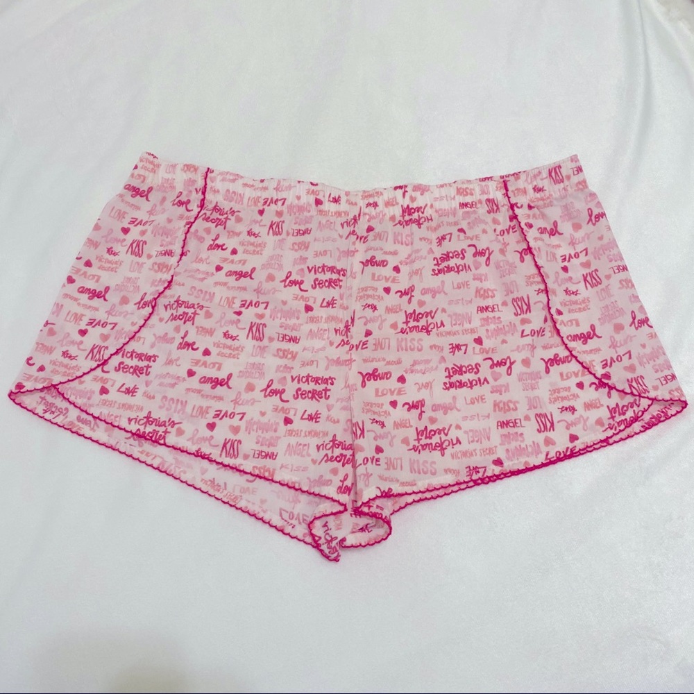 **SOLD**Victoria’s Secret Valentines Pajama Shorts